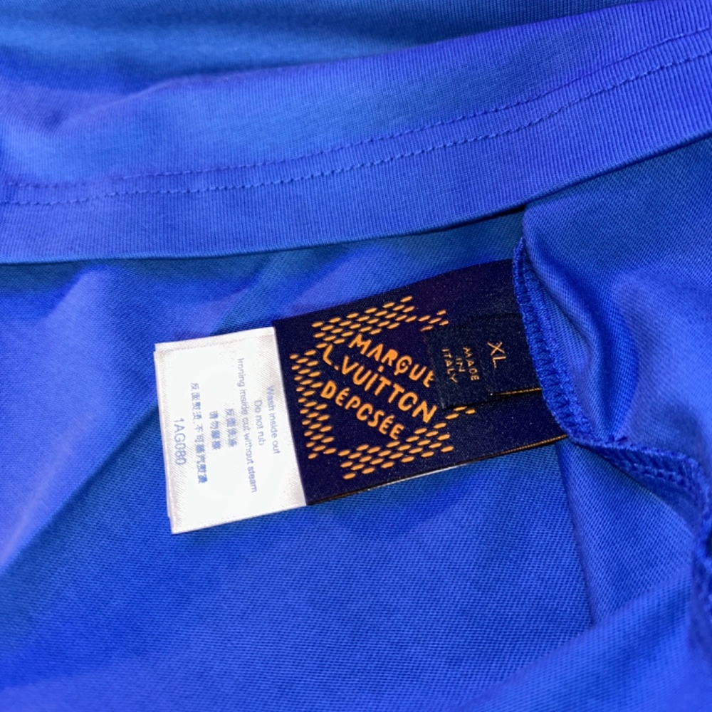 MEN'S PRE-OWNED SHORT SLEEVED EMBROIDERED LOUIS VUITTON COTTON T-SHIRT XL - Picture 5 of 7